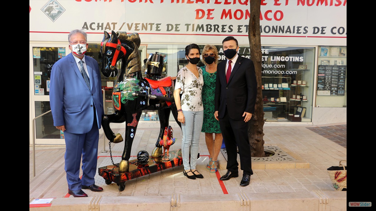 Stéphanie Natera avec les membres du Conseil National